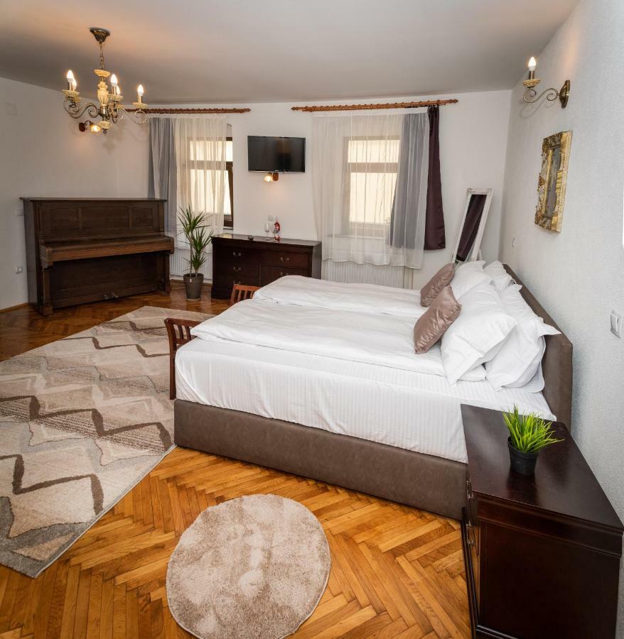 Musik Apartments Old Town ซีบิว ภายนอก รูปภาพ